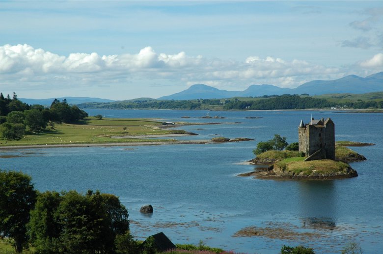 Castle_Stalker_Scotland