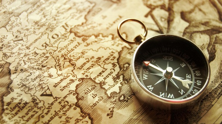 6940607-map-and-compass